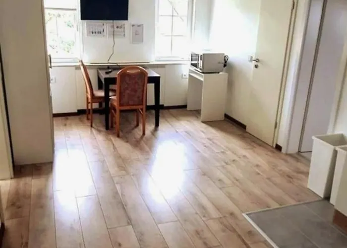 شقة Gruena Monteurwohnungen شيمنيتز