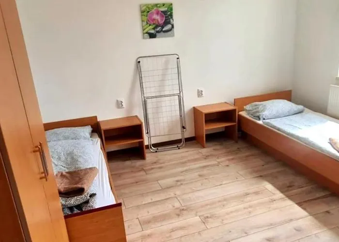 Gruena Monteurwohnungen * شيمنيتز