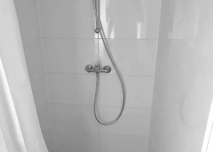 Gruena Monteurwohnungen شقة شيمنيتز