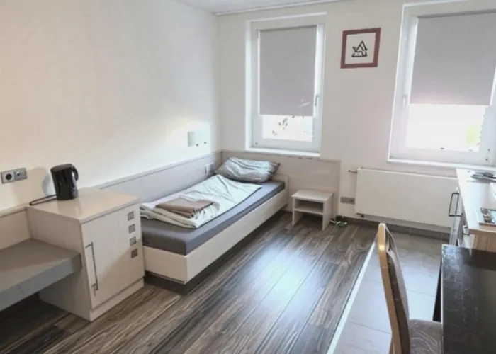 Gruena Monteurwohnungen شقة شيمنيتز